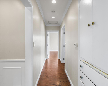 3101 N Olive Avenue - Photo Thumbnail 17