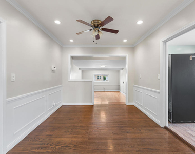3101 N Olive Avenue - Photo Thumbnail 8