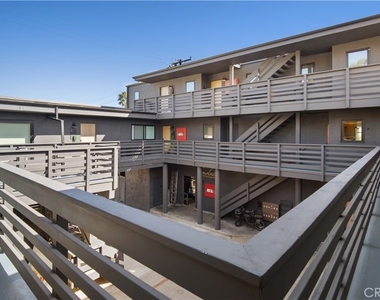 1105 N Coast Hwy - Photo Thumbnail 25
