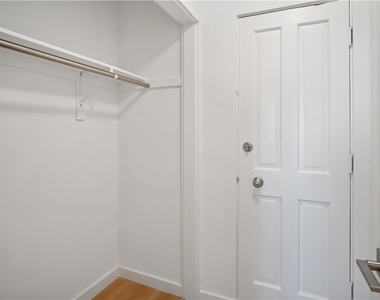 1105 N Coast Hwy - Photo Thumbnail 22