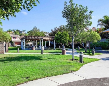 27672 Daisyfield - Photo Thumbnail 44