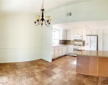 28552 Pacheco - Photo Thumbnail 11