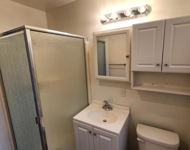 728 W 1st Avenue - Photo Thumbnail 4