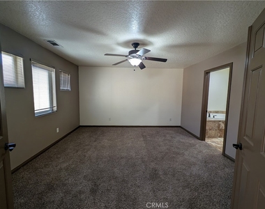 27160 Vista #19 - Photo Thumbnail 3