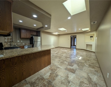 27160 Vista #19 - Photo Thumbnail 7