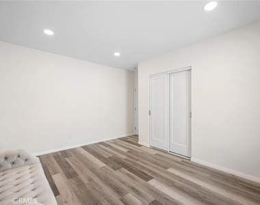 614 N 4th Street - Photo Thumbnail 9