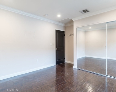 1443 E Broadway - Photo Thumbnail 14