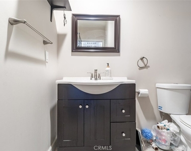 1443 E Broadway - Photo Thumbnail 22