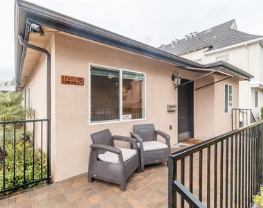 1443 E Broadway - Photo Thumbnail 3