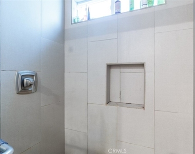 1443 E Broadway - Photo Thumbnail 19