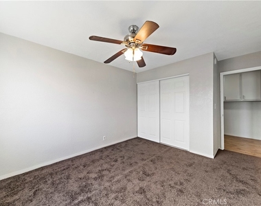 1308 E Oaks Street - Photo Thumbnail 7