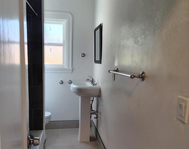 2684 73rd Avenue - Photo Thumbnail 6