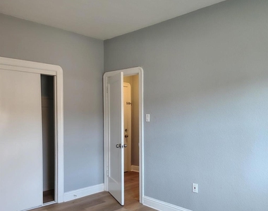 2684 73rd Avenue - Photo Thumbnail 10