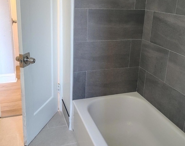 2684 73rd Avenue - Photo Thumbnail 8
