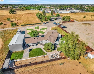 59 Old Stagecoach Rd - Photo Thumbnail 65