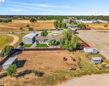 59 Old Stagecoach Rd - Photo Thumbnail 60