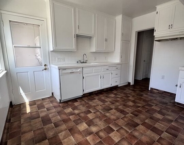 1851 Brockton Avenue - Photo Thumbnail 7