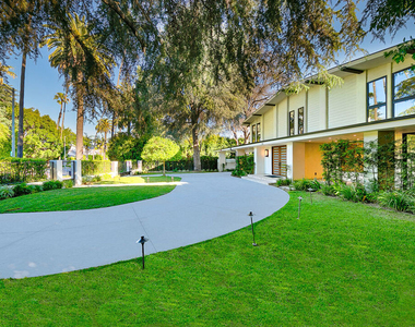 721 N Beverly Drive - Photo Thumbnail 31