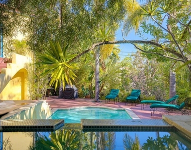 4778 Cromwell Avenue - Photo Thumbnail 8