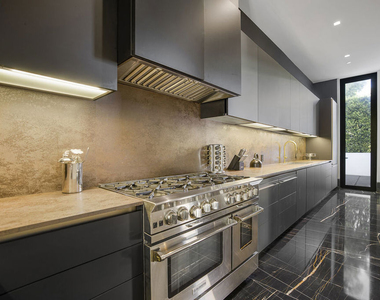 1369 Londonderry Place - Photo Thumbnail 17