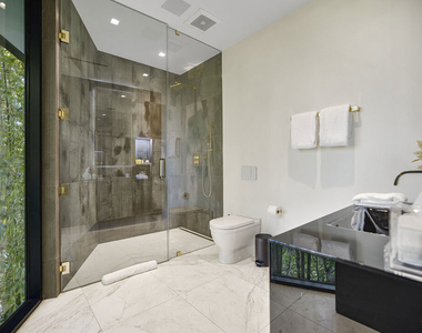 1369 Londonderry Place - Photo Thumbnail 42