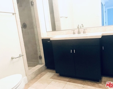 304 S Elm Drive - Photo Thumbnail 20