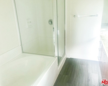 1241 5th Street - Photo Thumbnail 38