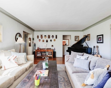 3024 Angus Street - Photo Thumbnail 5