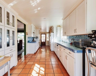 3024 Angus Street - Photo Thumbnail 15