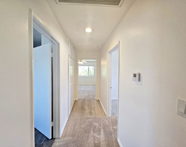 22040 Wyandotte Street - Photo Thumbnail 8