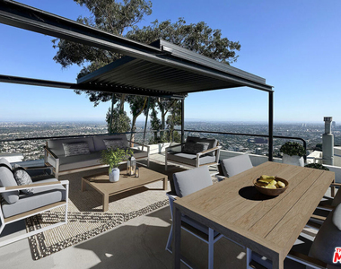 8424 Grand View Drive - Photo Thumbnail 22