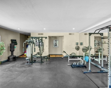 2222 Beachwood Drive - Photo Thumbnail 35