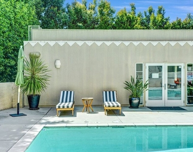 2222 Beachwood Drive - Photo Thumbnail 37