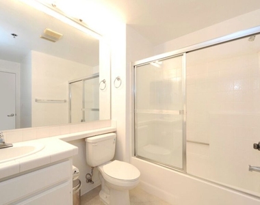 2222 Beachwood Drive - Photo Thumbnail 12