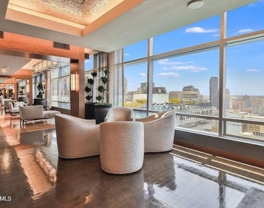 900 W Olympic Boulevard - Photo Thumbnail 34
