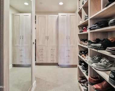900 W Olympic Boulevard - Photo Thumbnail 29