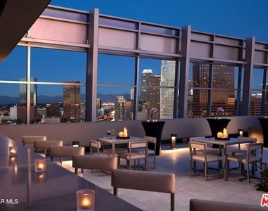 900 W Olympic Boulevard - Photo Thumbnail 30