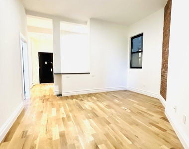 73 Saint Marks Avenue - Photo Thumbnail 4