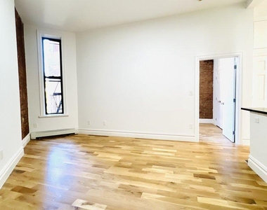 73 Saint Marks Avenue - Photo Thumbnail 5