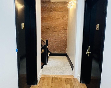 73 Saint Marks Avenue - Photo Thumbnail 12