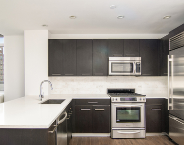 321 W 110th St - Photo Thumbnail 8