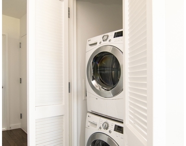 321 W 110th St - Photo Thumbnail 15