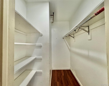 5 Lexington Hill - Photo Thumbnail 15