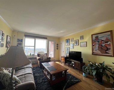 855 E Broadway - Photo Thumbnail 1