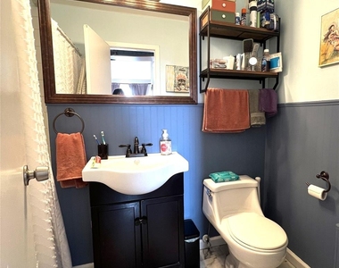 855 E Broadway - Photo Thumbnail 5