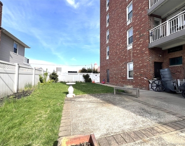 855 E Broadway - Photo Thumbnail 13
