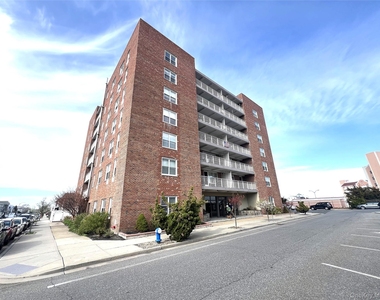 855 E Broadway - Photo Thumbnail 14