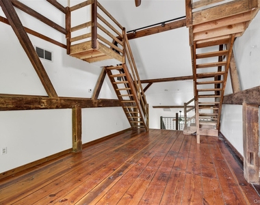 79 Quaker Hill Road - Photo Thumbnail 14