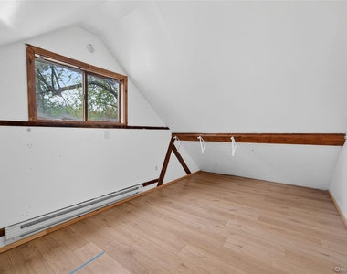 79 Quaker Hill Road - Photo Thumbnail 26