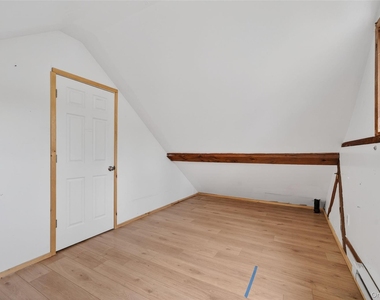 79 Quaker Hill Road - Photo Thumbnail 27